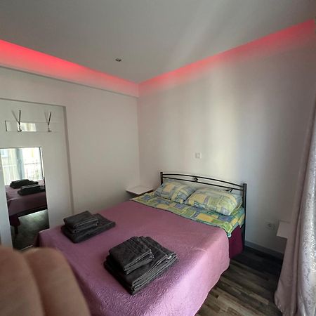 Apartment Center Piraeus Location Kastella Passalimani Port Pireu Exterior foto