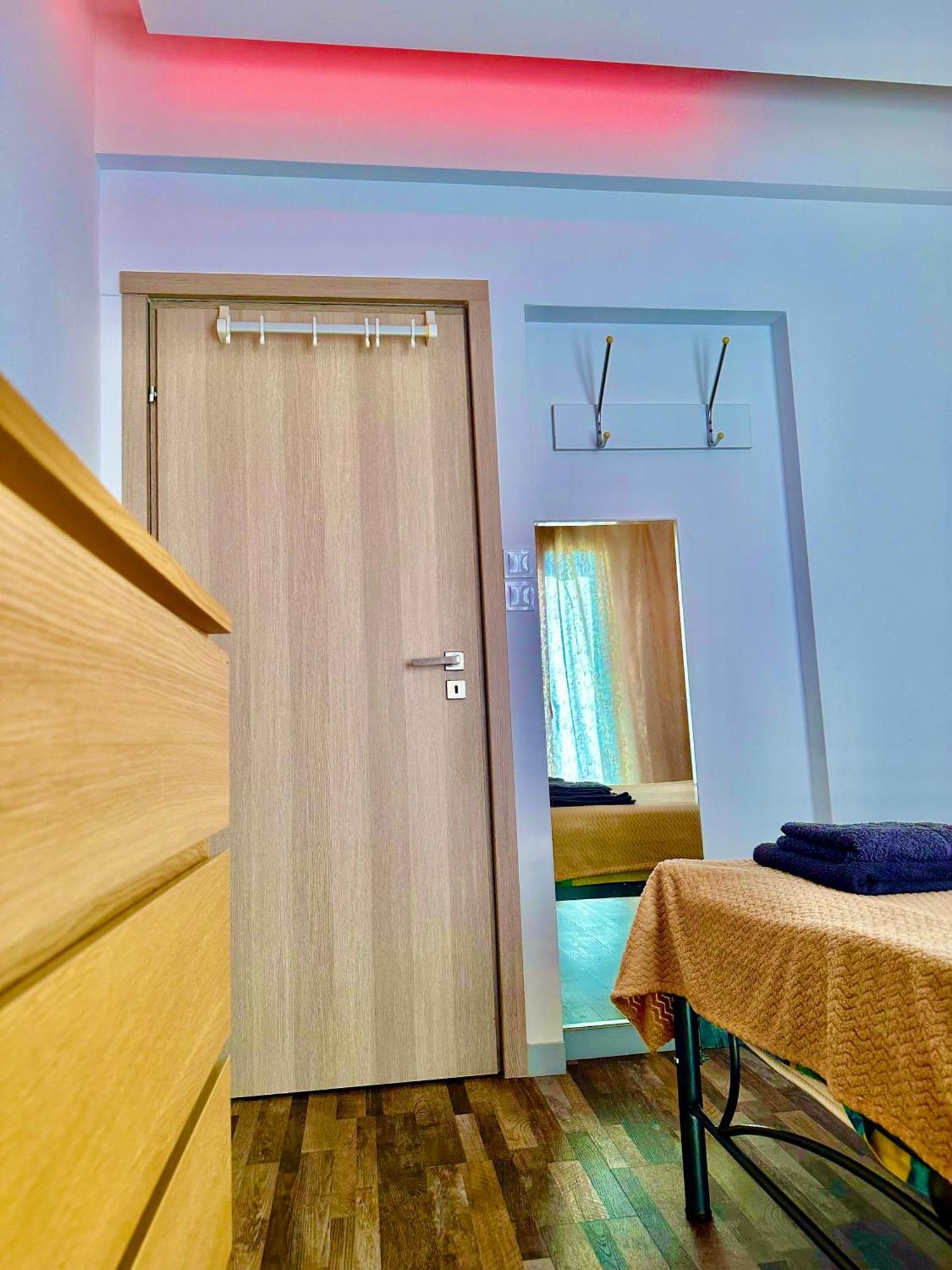 Apartment Center Piraeus Location Kastella Passalimani Port Pireu Exterior foto