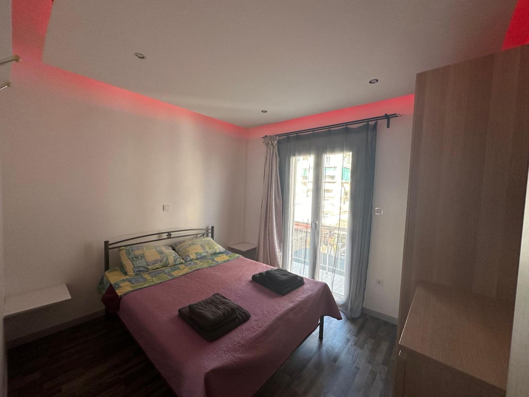 Apartment Center Piraeus Location Kastella Passalimani Port Pireu Exterior foto